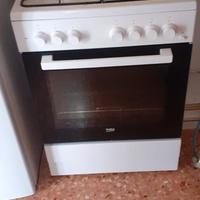 Piano cottura con forno Beko