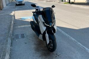 Yamaha N-MAX