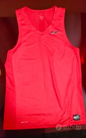 canotta sportiva Nike