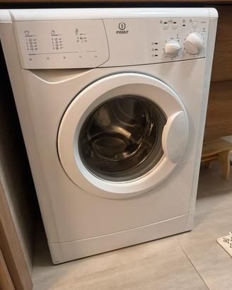 Lavatrice indesit
