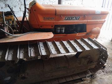 TRATTORE FIAT 605 cingolato