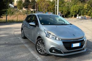 Peugeot 208 (2015) (Carplay) TRATTABILE