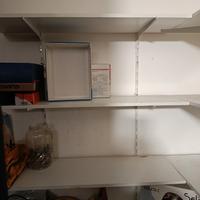 4 mensole da 2 mpiù 4 mensole da 1 m con reggimens