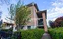 4-locali-con-terrazzo-3-camere-e-garage-in-palazz
