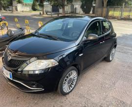LANCIA Ypsilon 1.0 FireFly 5 porte S&S Hybrid Ec