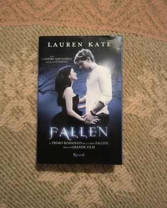 Fallen - Primo libro della saga di Lauren kate