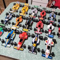 17 modellini bburago F1