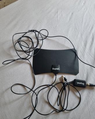 antenna TV da interno Qeel con amplificatore 