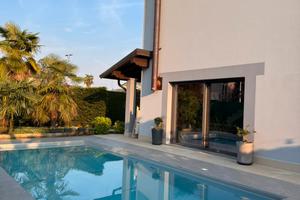 Villa con piscina (No agenzie)