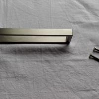 Maniglie in acciaio inox satinato