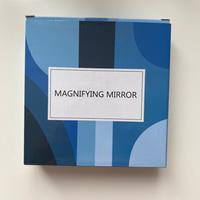 Specchio ingranditore con ventose