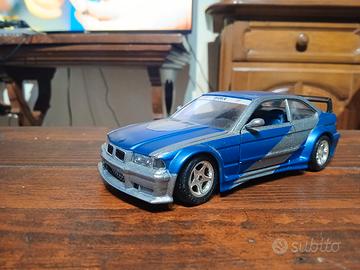 Modellino BMW M3 1/24