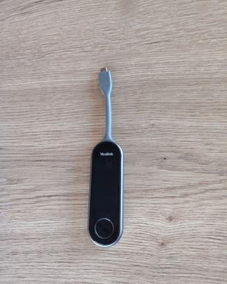 Yealink WPP30 - Wireless Presentation Pod.*