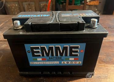 Batteria start and stop 70 A nuova