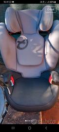 Seggiolino auto