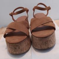 ASOS DESIGN - Sandali flatform

