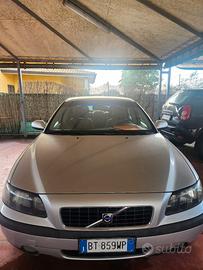 VOLVO S60 2001