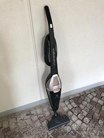 Scopa elettrica Electrolux UltraEnergica ZS345A