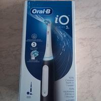 SPAZZOLINO ELETTRICO ORAL B - IO