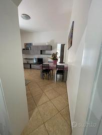 2 vani: zona borgo vecchio vicolo murana