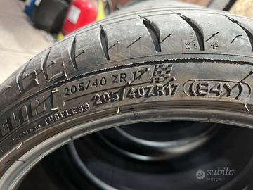 Pneumatici Michelin Pilot Sport 4 205/40 R17 84Y