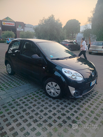 Renault twingo 2000 trattabile