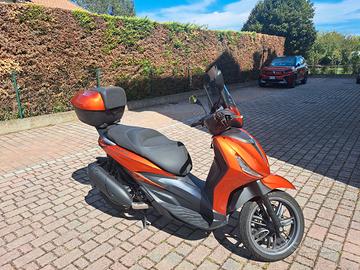 Beverly 300 S