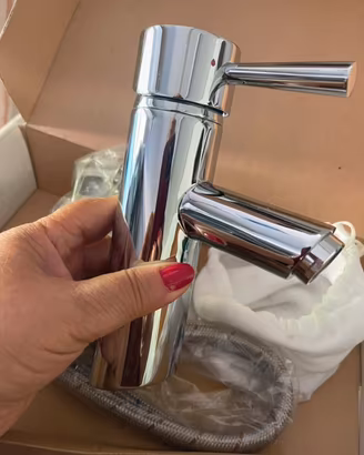 Rubinetto miscelatore con accessori nuovo