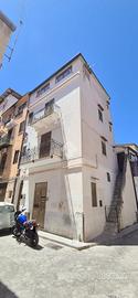 4 LOCALI A ALTOFONTE