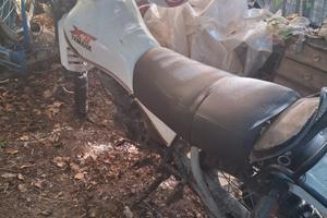 Yamaha XT 550 - 1983