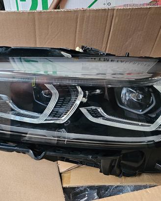 Faro BMW SERIA 1 F40 , FULL LED ORIGINALE USATO 