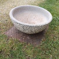 Fioriera in sasso artigianale 53x28h