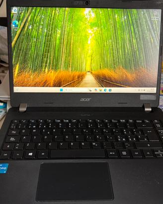 ACER TravelmateP 214
