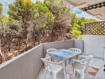 Fronte spiaggia rivabella app 4p in centro,