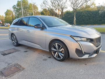 Peugeot 308 130 EAT8 SW Allure restayling