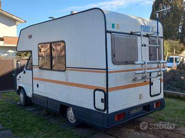 Autocaravan Roller Versilia