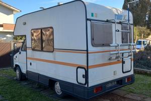 Autocaravan Roller Versilia