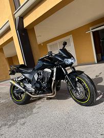 Kawasaki z750