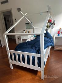 Lettino con materasso incluso