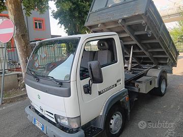 Nissan ribaltabile 3 lati