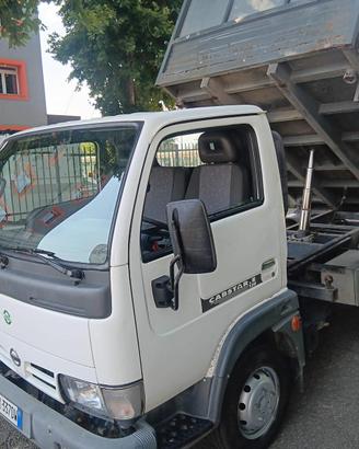 Nissan ribaltabile 3 lati