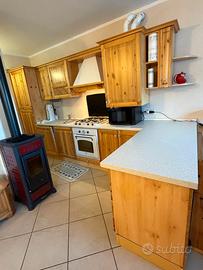 Cucina Lube in legno massello + elettrodomestici