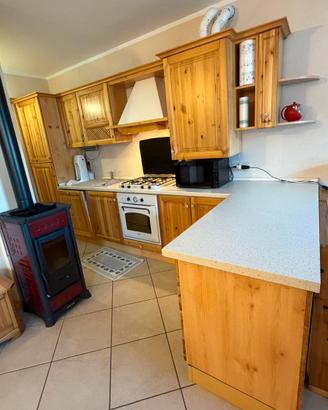 Cucina Lube in legno massello + elettrodomestici