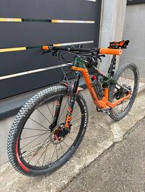 Megamo Track Carbon 2022 (Tg. S) - Fox / BikeYoke