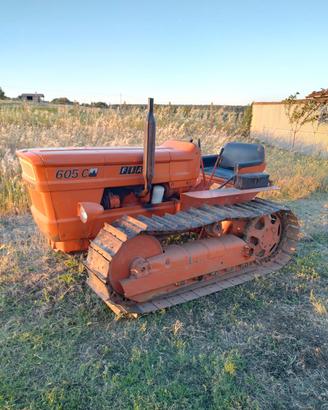 TRATTORE CINGOLATO FIAT 605 C MONTAGNA