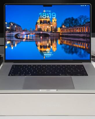 MACBOOK PRO 16" M1 1 TB + alimentatore originale