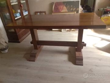 TAVOLO LEGNO MASSELLO DI CASTAGNO CON SEDIE