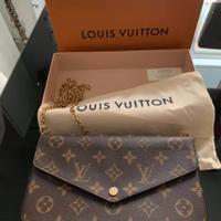 Pochette Louis Vuitton 