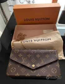 Pochette Louis Vuitton 