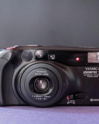 Yashica Zoomtec 70 macchina a pellicola no flash
